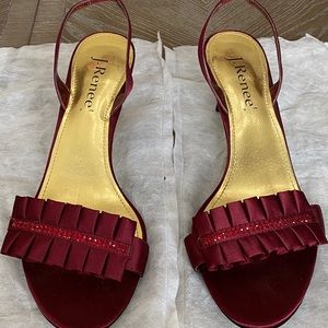 NWOT J. Renee Burgundy Slingback heels